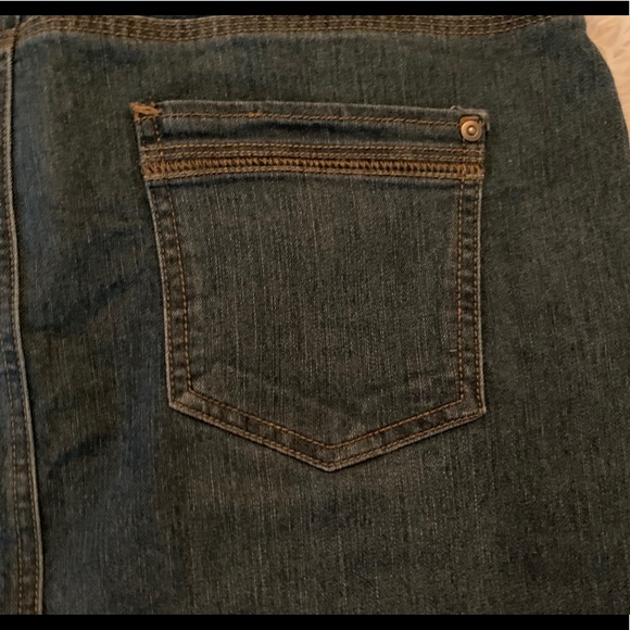 NWOT Sonoma Denim Skirt, Size 12 🌻🌻 - Picture 3 of 5